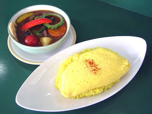 Vegetable Beef Curry and Turmeric Rice plus Cheese Omelette